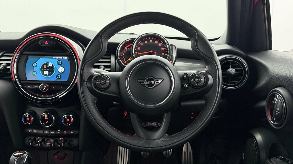 Mini Hatch 5-Door Hatch Cooper Sport Red #5