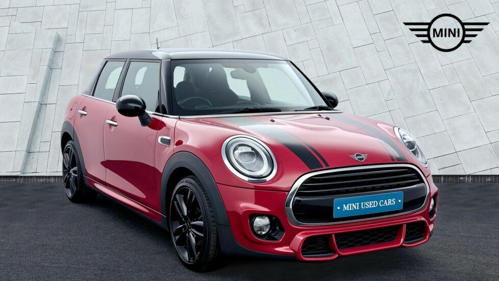 Mini Hatch 5-Door Hatch Cooper Sport Red