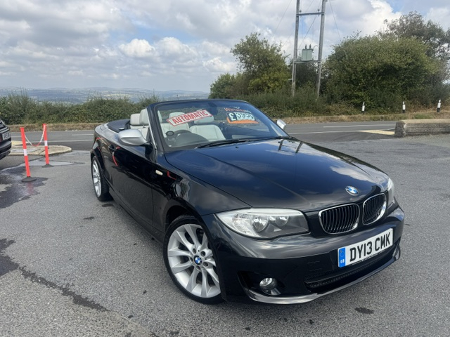 BMW 1 Series 118D Convertible Exclusive Ed Black
