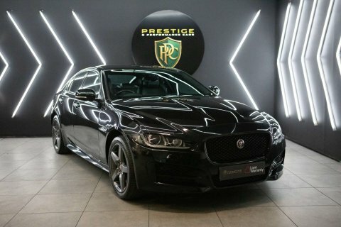 Jaguar XE 2.0D R-sport Saloon Black