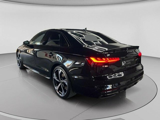 Audi A4 Tfsi 35 Black Edition YD23CXU Black #5