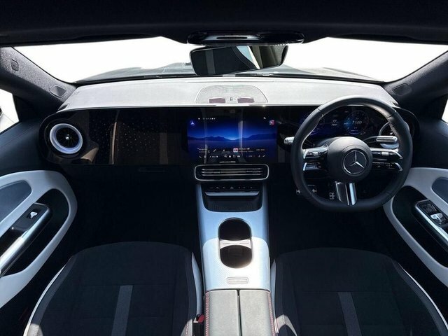 Mercedes-Benz CLA Class Cla200h Hybrid Amg Line Black #6
