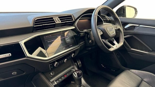 Audi Q3 Tfsi 45 Black Edition PN74HPK Black #6