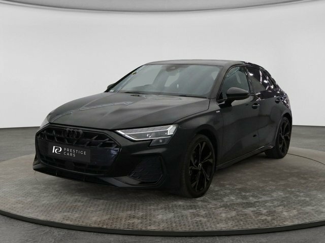 Audi A3 Tfsi 35 S Line FD25BYF Black