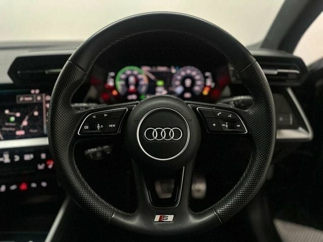 Audi A3 Tfsi 30 S Line VN71YXC Black #5