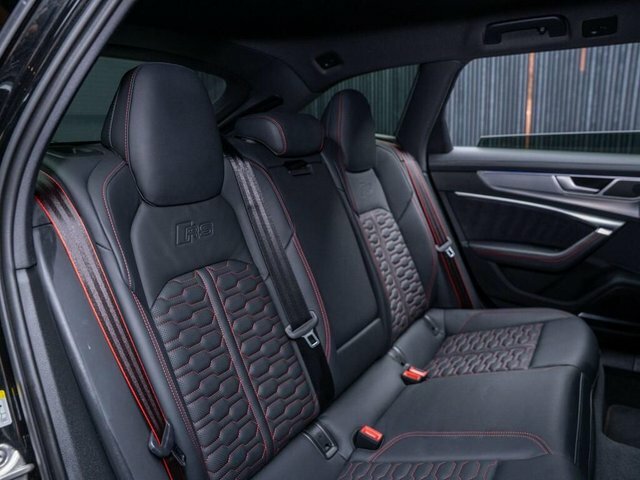 Audi RS6 Avant 4L Performance Black #9