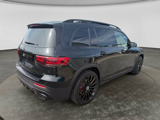 Mercedes-Benz GLB Class Glb200 Amg Line Premium Black #2