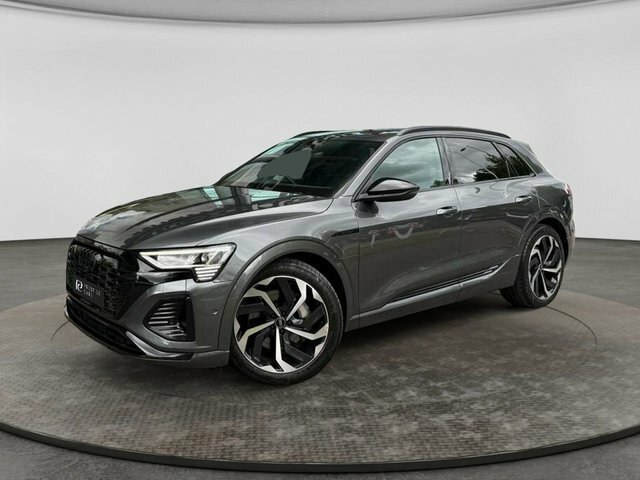 Audi Q8 e tron Black Edition Suv Black #3