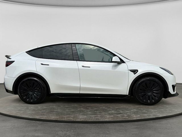 Tesla Model Y Motor Long Range Suv White #5