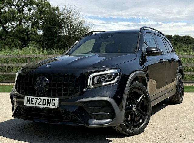 Mercedes-Benz GLB Class Glb200 Amg Line Premium Black #3