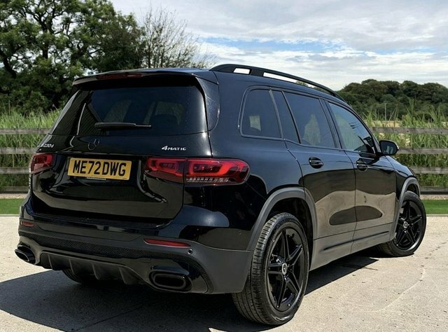 Mercedes-Benz GLB Class Glb200 Amg Line Premium Black #2