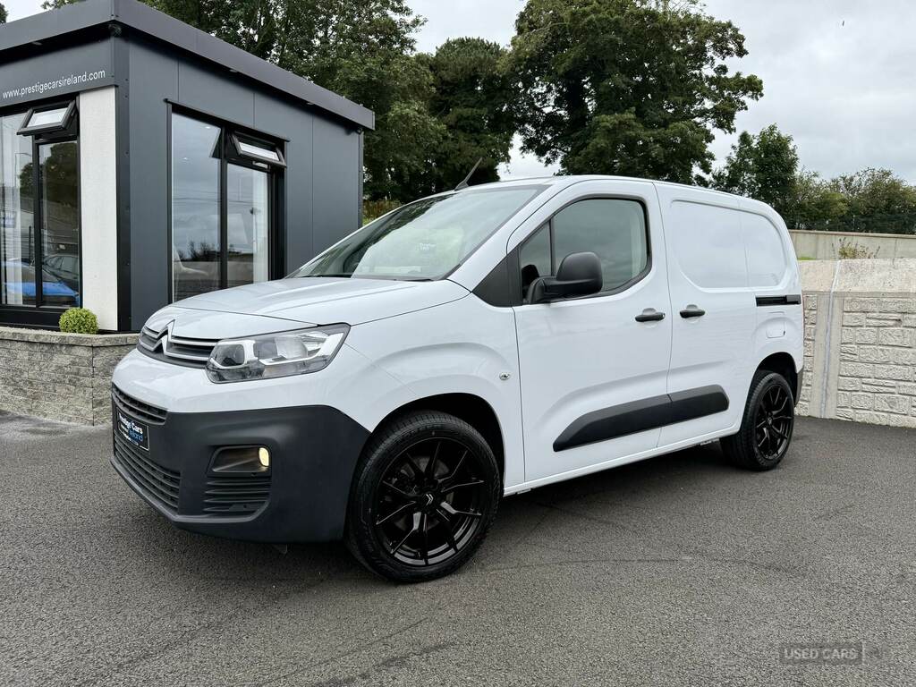 Citroen Berlingo 1.5 Bluehdi 1000Kg Enterprise Ed 130Ps Eat8 S S White