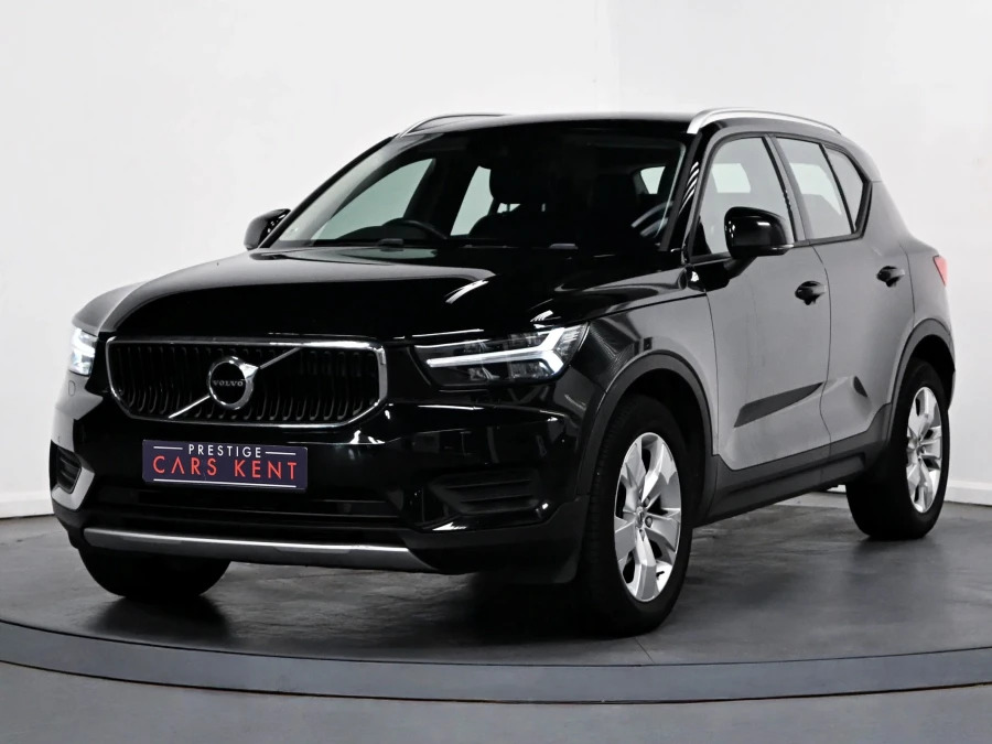 Volvo XC40 Momentum T3 Black #5