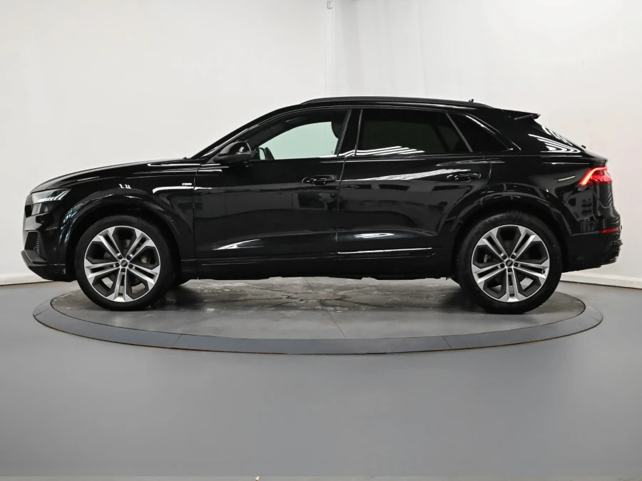 Audi Q8 3.0 Tdi V6 50 Black Edition Suv Tiptron Black #4