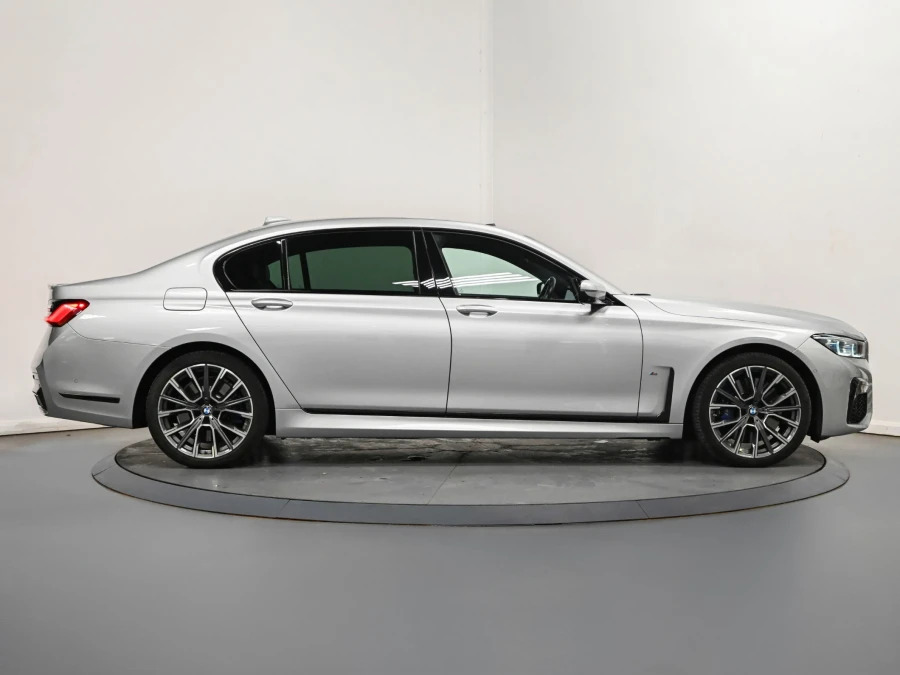 BMW 7 Series 3L Null Black #33