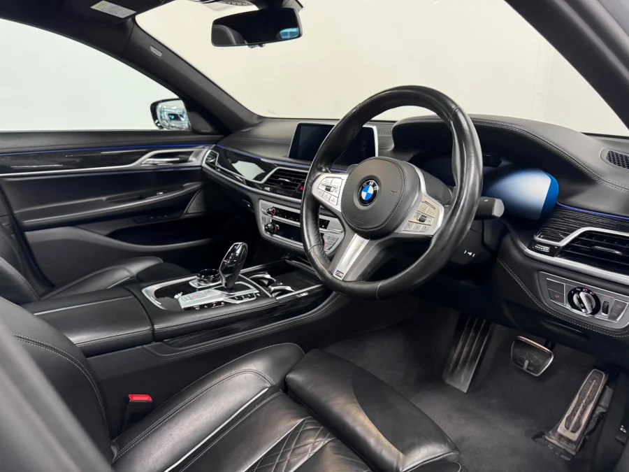 BMW 7 Series 3L Null Black #25