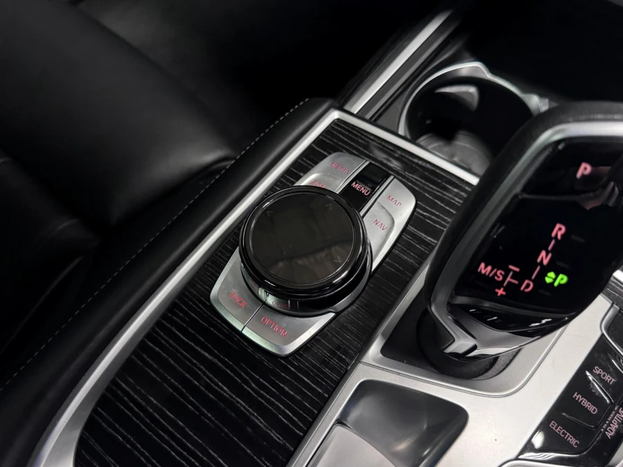 BMW 7 Series 3L Null Black #29