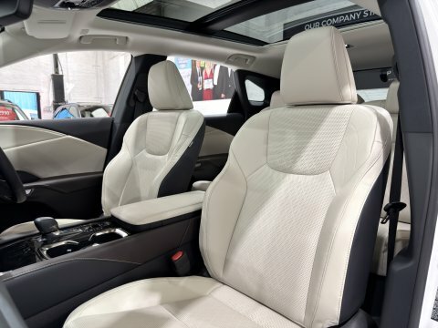 Lexus RX Premium Plus YP23XPB White #4
