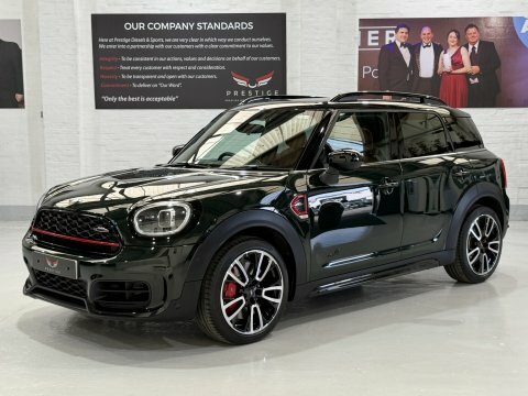 Mini Countryman John Cooper Works Green