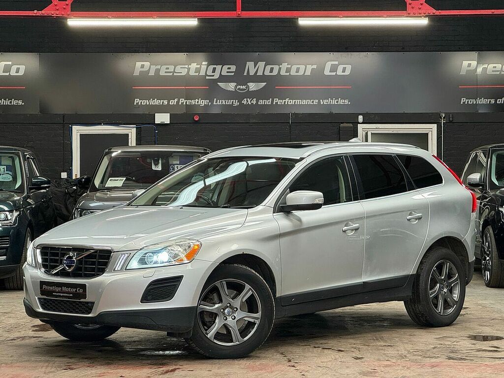 Volvo XC60 D5 Se Lux Silver