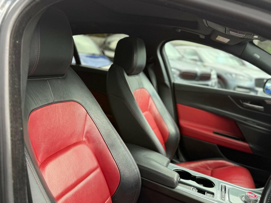 Jaguar XE  Black #14