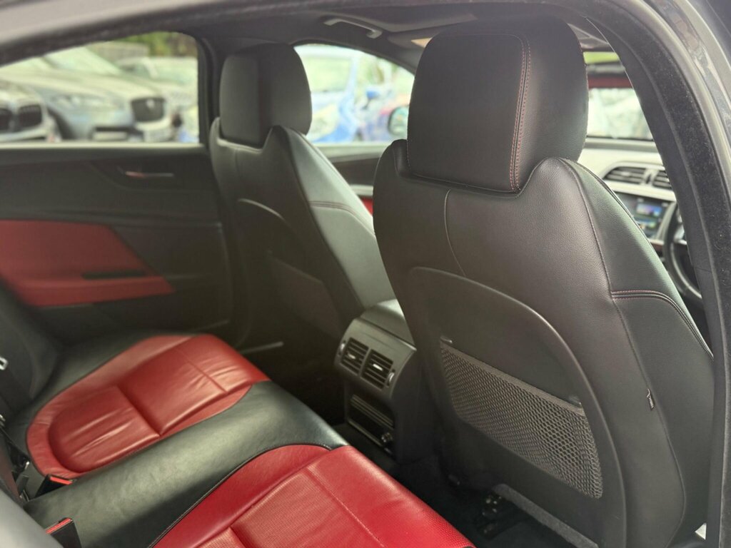 Jaguar XE  Black #16
