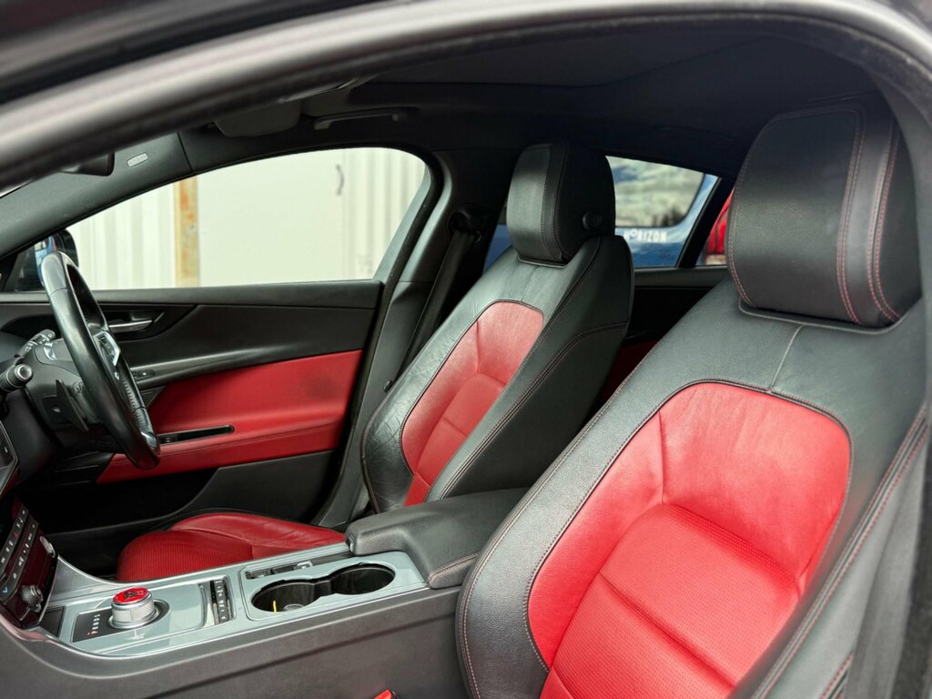 Jaguar XE  Black #47