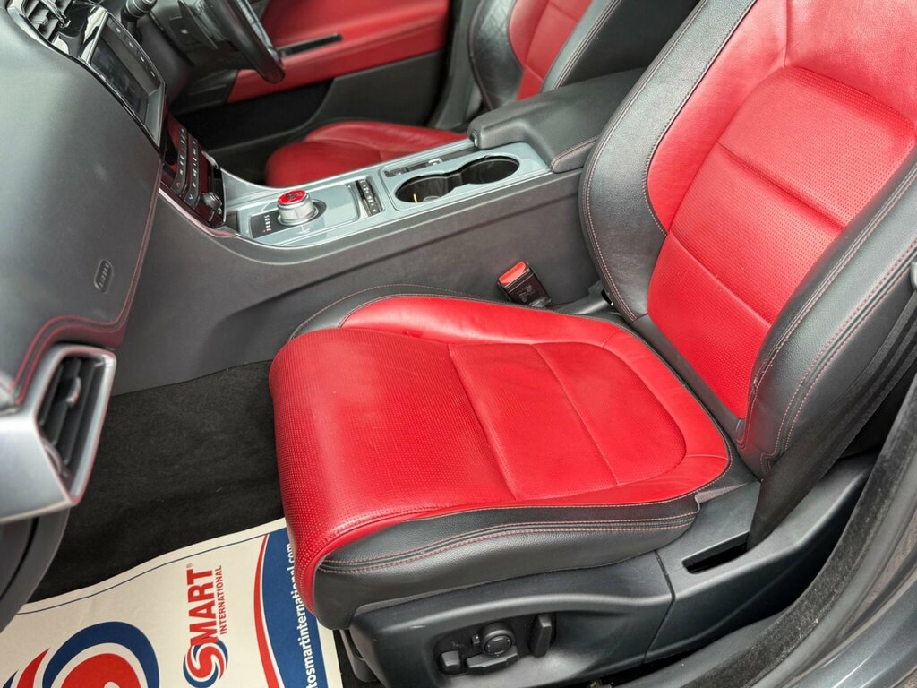 Jaguar XE  Black #45