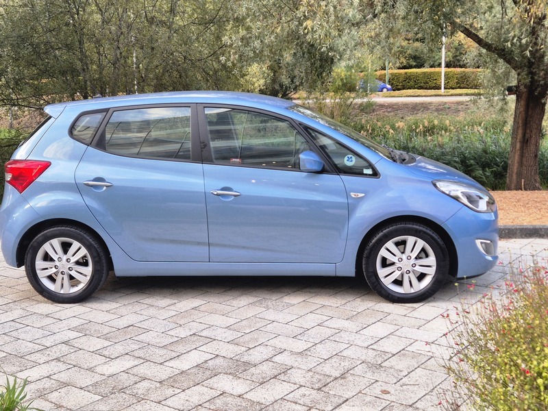 Hyundai Ix20 1.4 Active Hatchback Blue #5