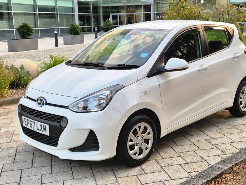 Hyundai I10 1.0 Se Hatchback EF67LXM White #2