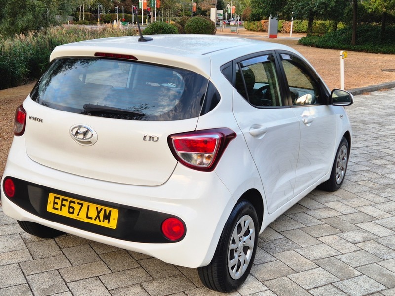 Hyundai I10 1.0 Se Hatchback EF67LXM White #4