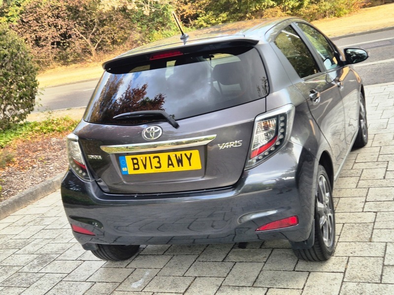 Toyota Yaris 1.33 Dual Vvt-i Trend Grey #6