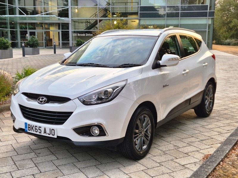Hyundai Ix35 1.6 Gdi Se Suv White #3
