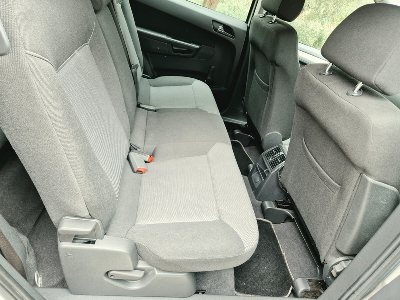 Vauxhall Zafira Design Red #14