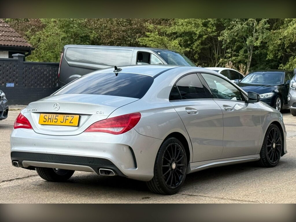 Mercedes-Benz CLA Class 2.1L Sport White #6