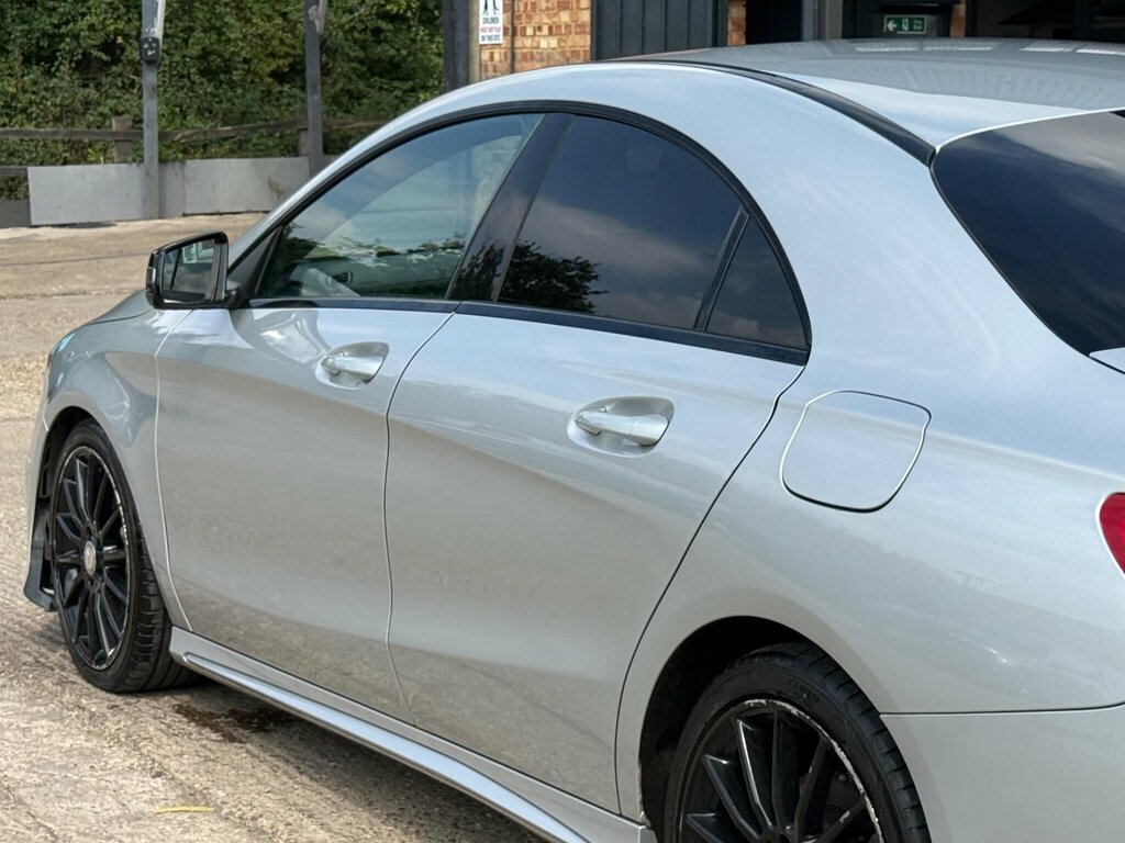 Mercedes-Benz CLA Class 2.1L Sport White #17