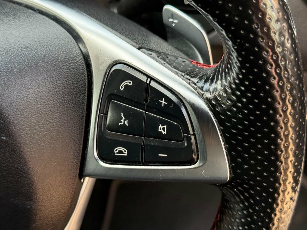 Mercedes-Benz CLA Class 2.1L Sport White #30