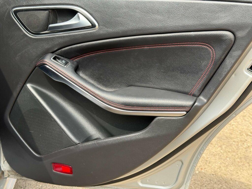 Mercedes-Benz CLA Class 2.1L Sport White #29