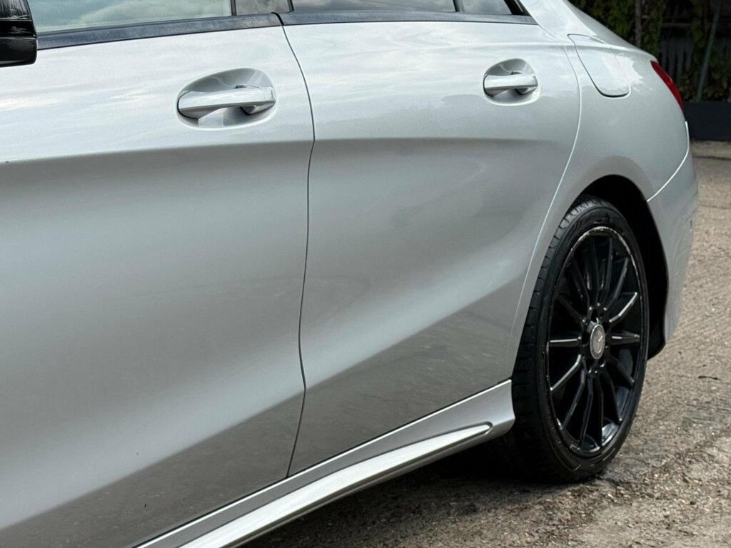 Mercedes-Benz CLA Class 2.1L Sport White #15