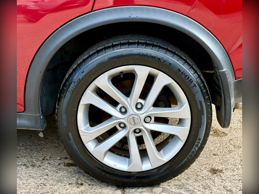 Nissan Juke 1.6 Acenta Premium Cvt Euro 5 Red #21