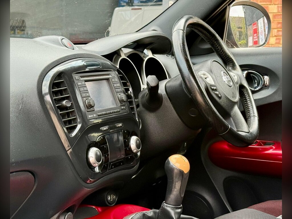 Nissan Juke 1.6 Acenta Premium Cvt Euro 5 Red #11