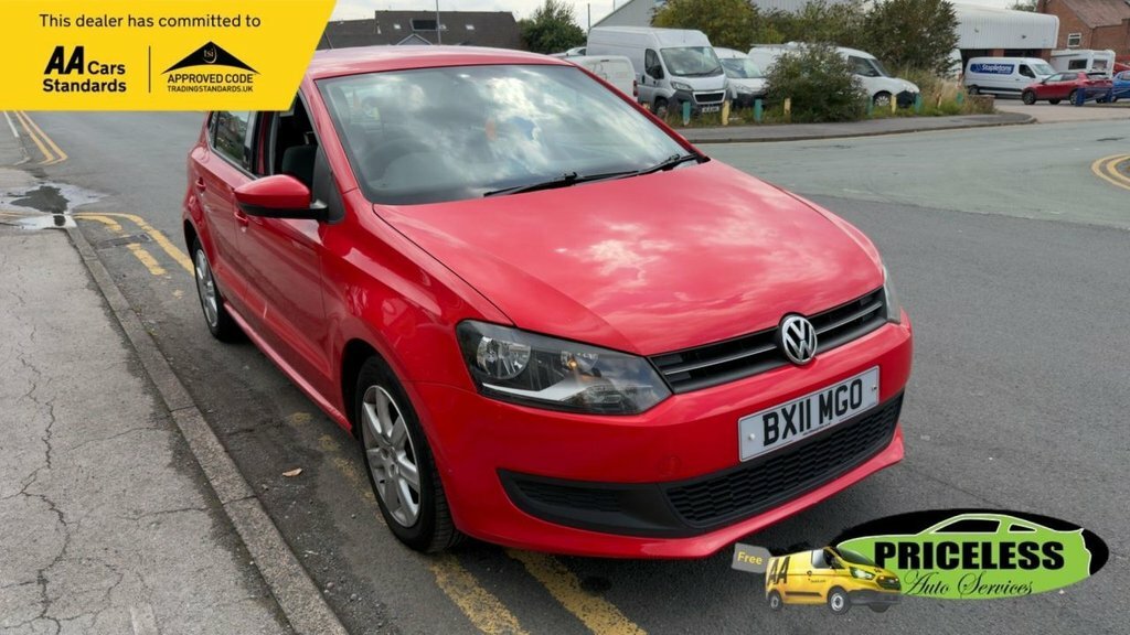 Volkswagen Polo Hatchback BX11MGO Red #4