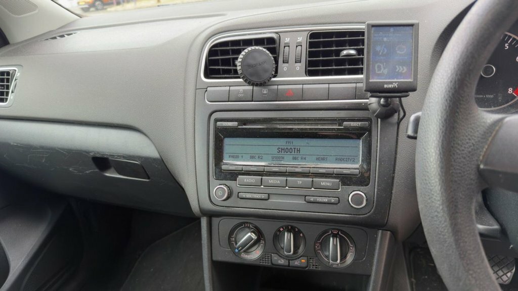 Volkswagen Polo Hatchback BX11MGO Red #2