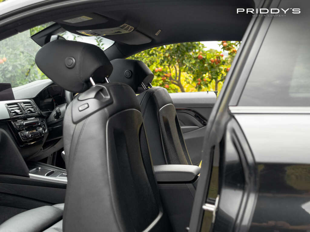 BMW 4 Series Gran Coupe 420D M Sport Black #12
