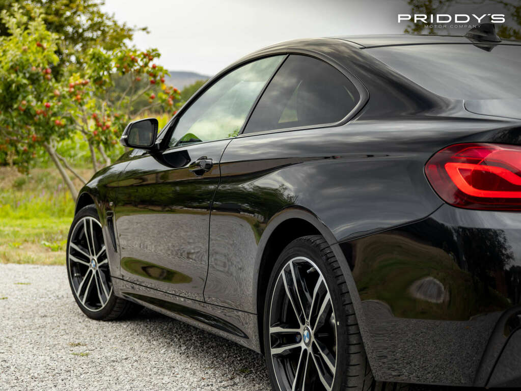 BMW 4 Series Gran Coupe 420D M Sport Black #35