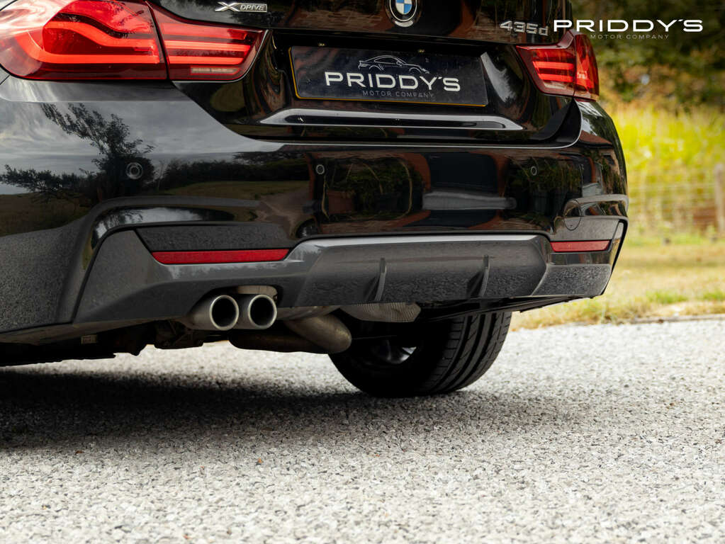 BMW 4 Series Gran Coupe 420D M Sport Black #32