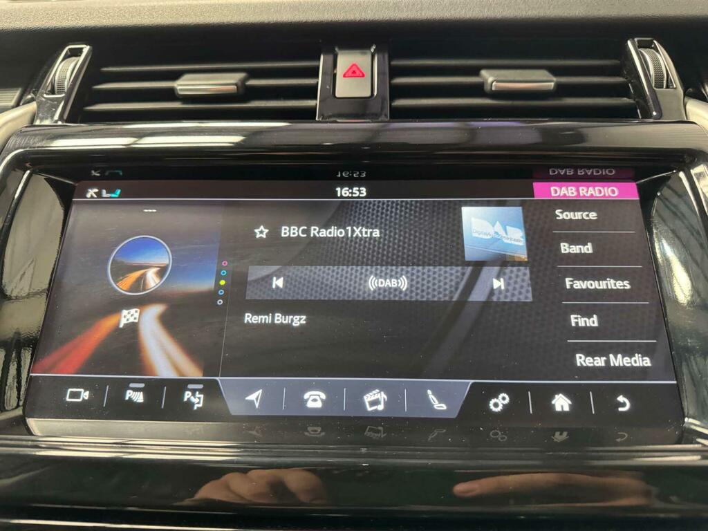 Land Rover Discovery 3.0 Sd6 Hse Luxury Silver #67