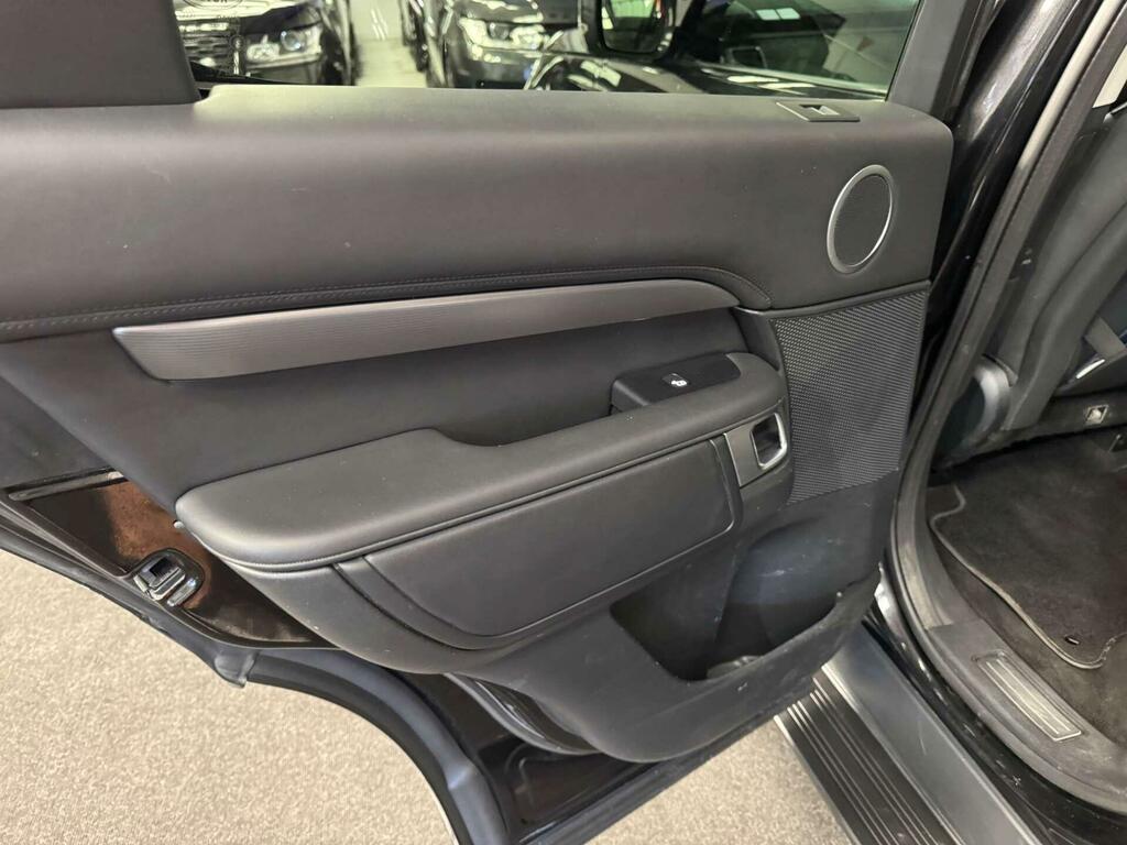 Land Rover Discovery 3.0 Sd6 Hse Luxury Silver #44