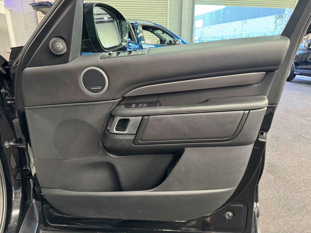 Land Rover Discovery 3.0 Sd6 Hse Luxury Silver #58