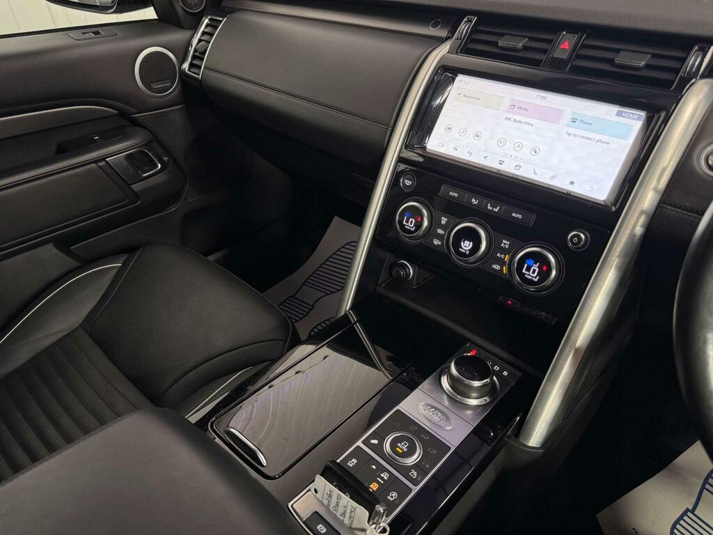 Land Rover Discovery 3.0 Sd6 Hse Luxury Silver #80